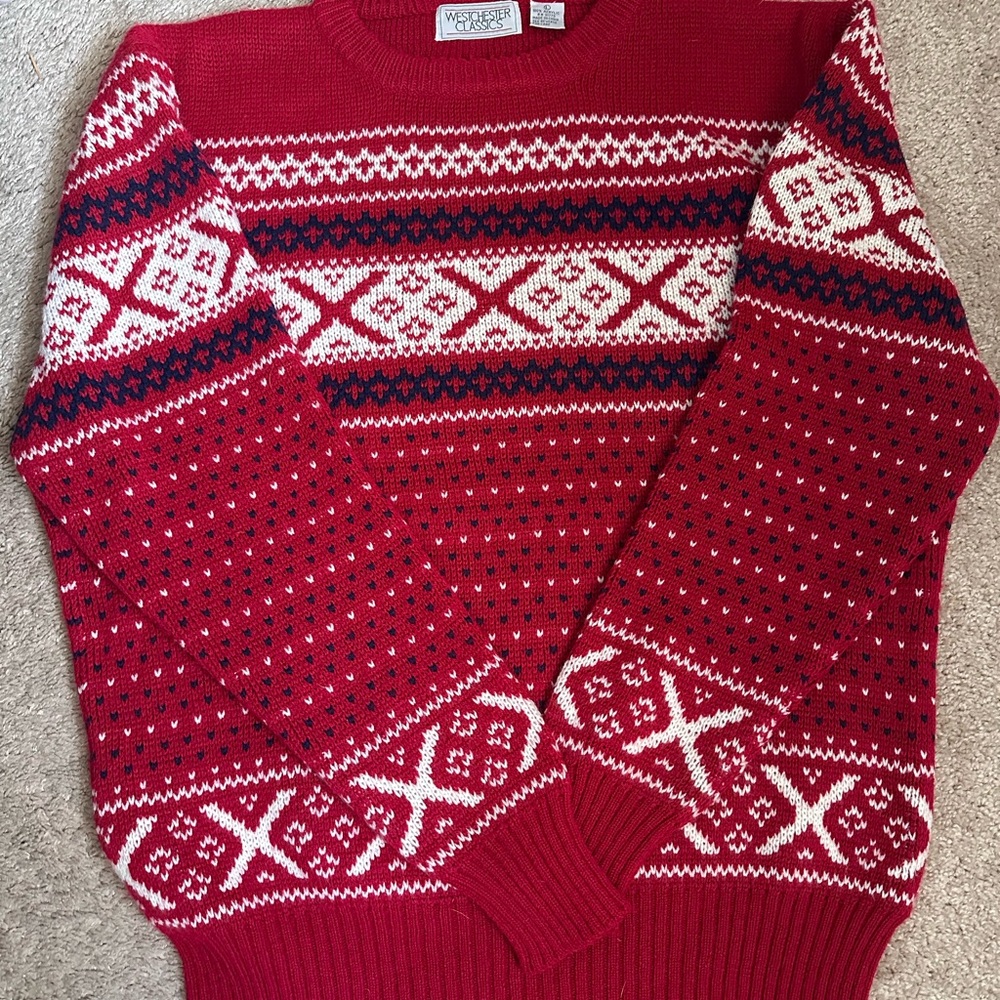 Classic Women's Red Patterned Crewneck Sweater